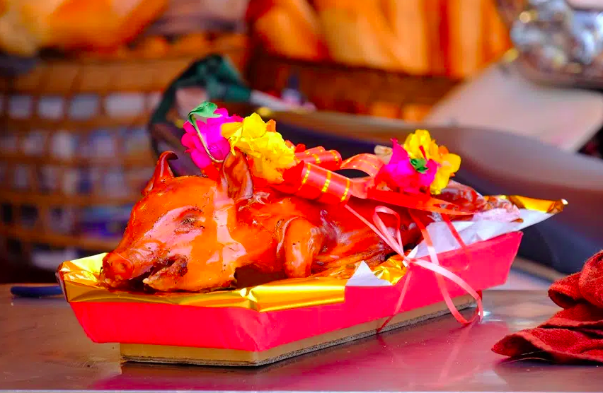 Các món ăn tài lộc cứ đến ngày vía Thần Tài là đắt khách như tôm tươi