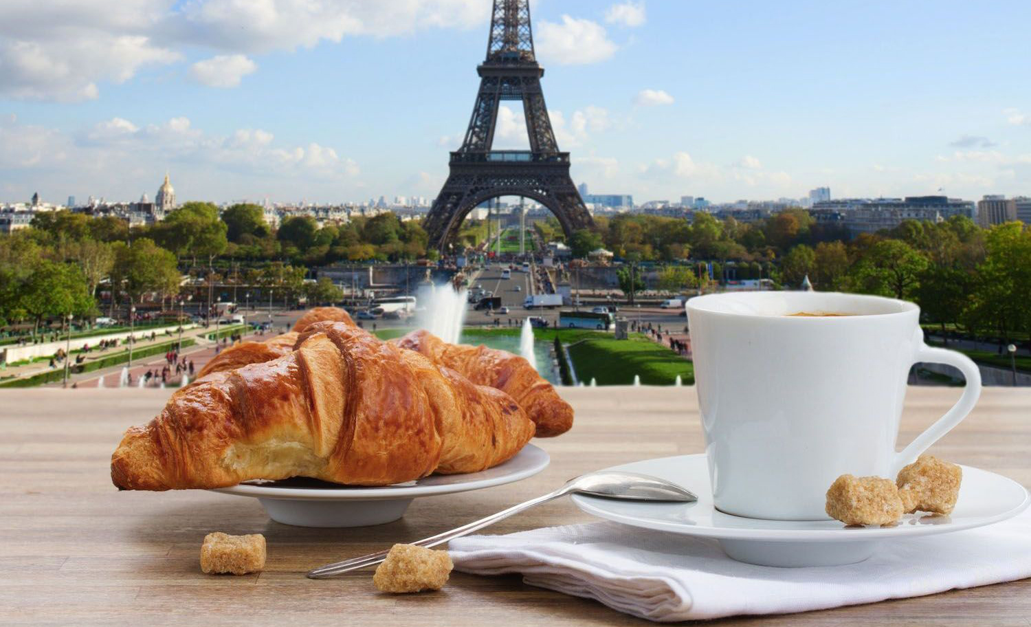 Bánh sừng bò - Trái tim và linh hồn của bánh ngọt Pháp 