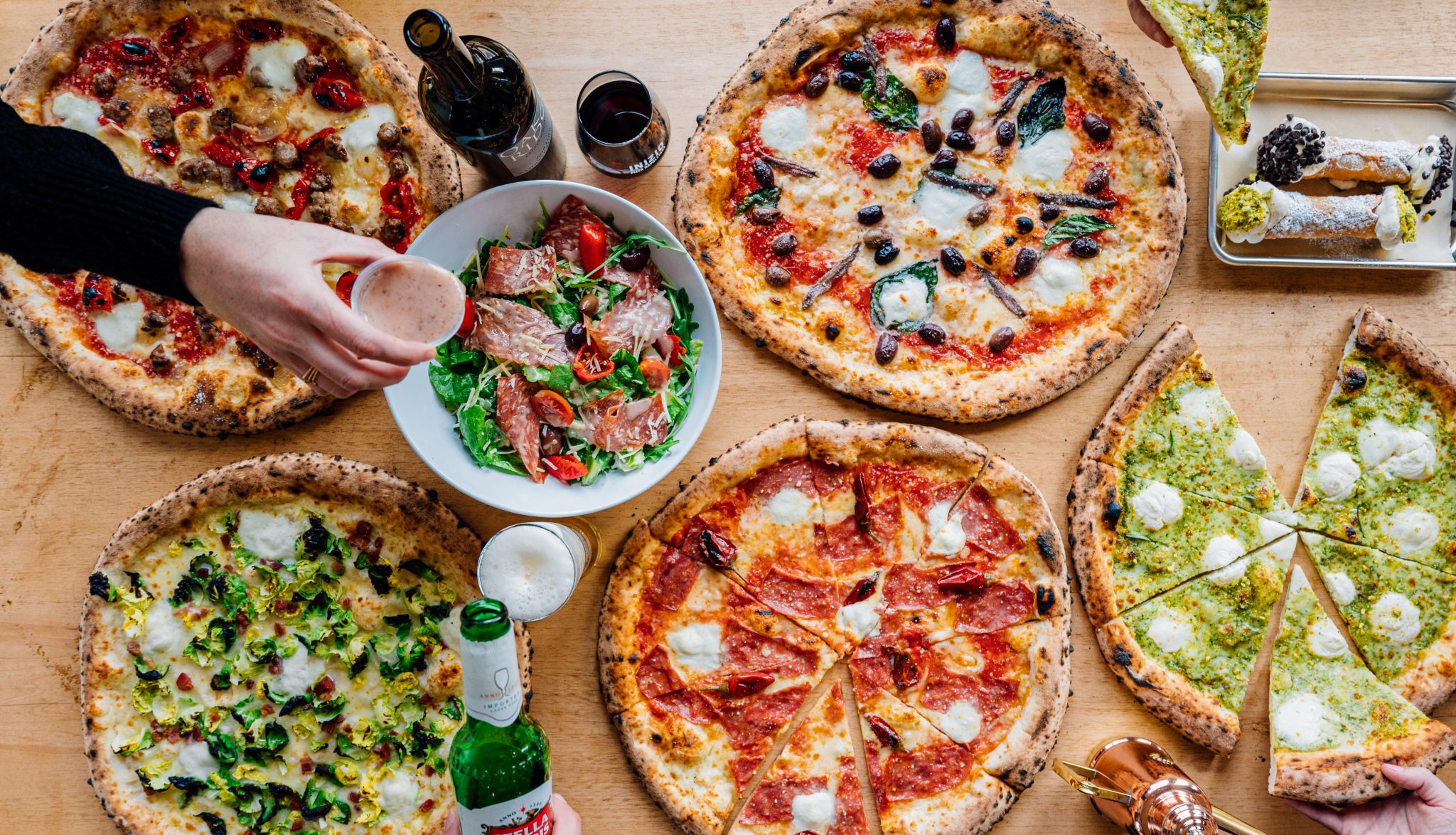 Ăn pizza cần tương ớt và tương cà? Xin lỗi, ở Ý chúng tôi không làm thế!