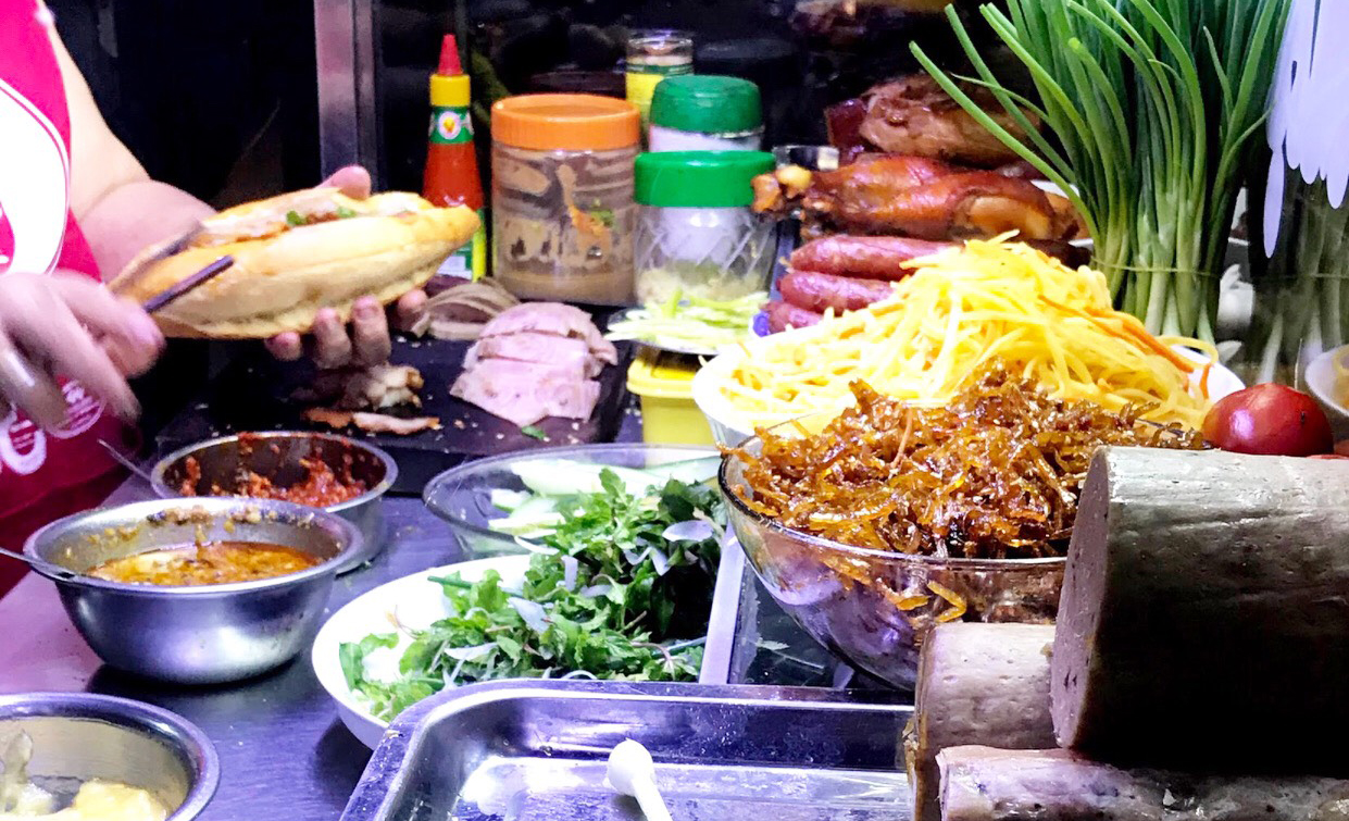 Chợ Bà Lê, thiên đường món ngon giá mềm được người Hội An bản địa tín nhiệm