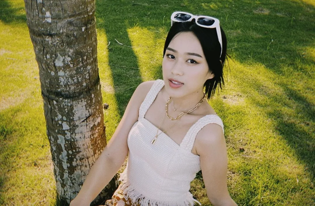 Hôm qua sao làm gì (30/4): Sao Việt nô nức đi du lịch, Đông Nhi khoe con