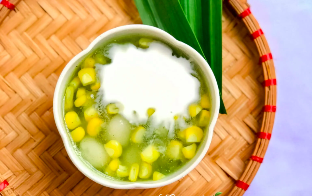 Công thức làm chè bắp lá dứa cực ngon cho cả gia đình