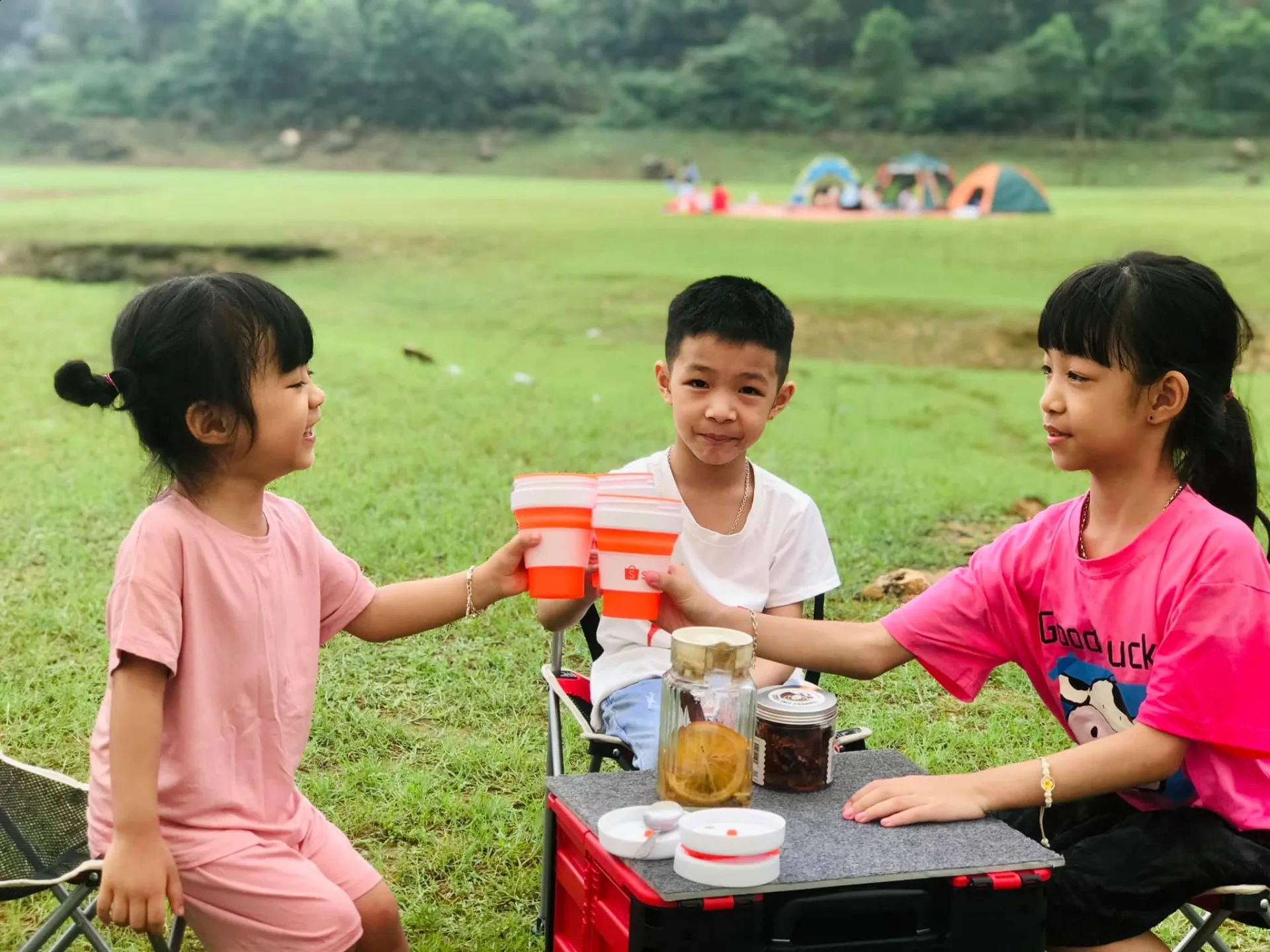 Bảng danh sách đồ cắm trại cần mua để hòa mình vào trào lưu camping, picnic của gia đình trẻ - Ảnh 4