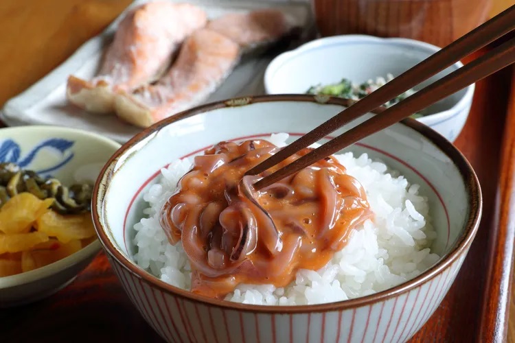 Mắm mực thối, đặc sản khiến nhiều người phải bịt mũi của Nhật Bản
