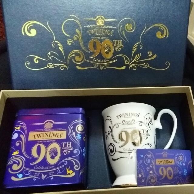 Set trà và tách đặc biệt của Twinings nhân sinh nhật thứ 90 của Nữ hoàng.