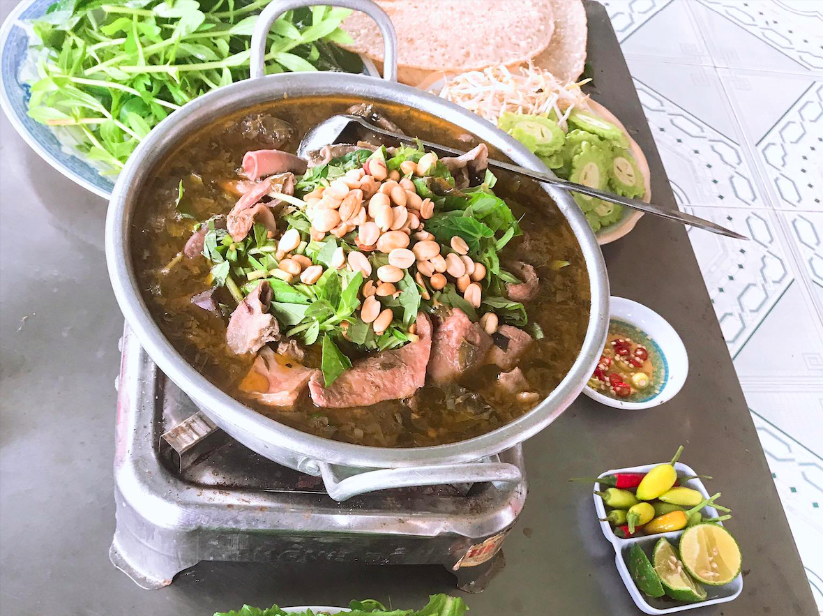 Gié bò - món đặc sản nức tiếng có phần kén người ăn của Bình Định