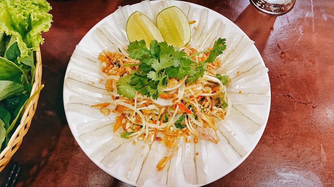 Gỏi cá mai - đặc sản ngon trứ danh nhất định phải thử khi du lịch Nha Trang