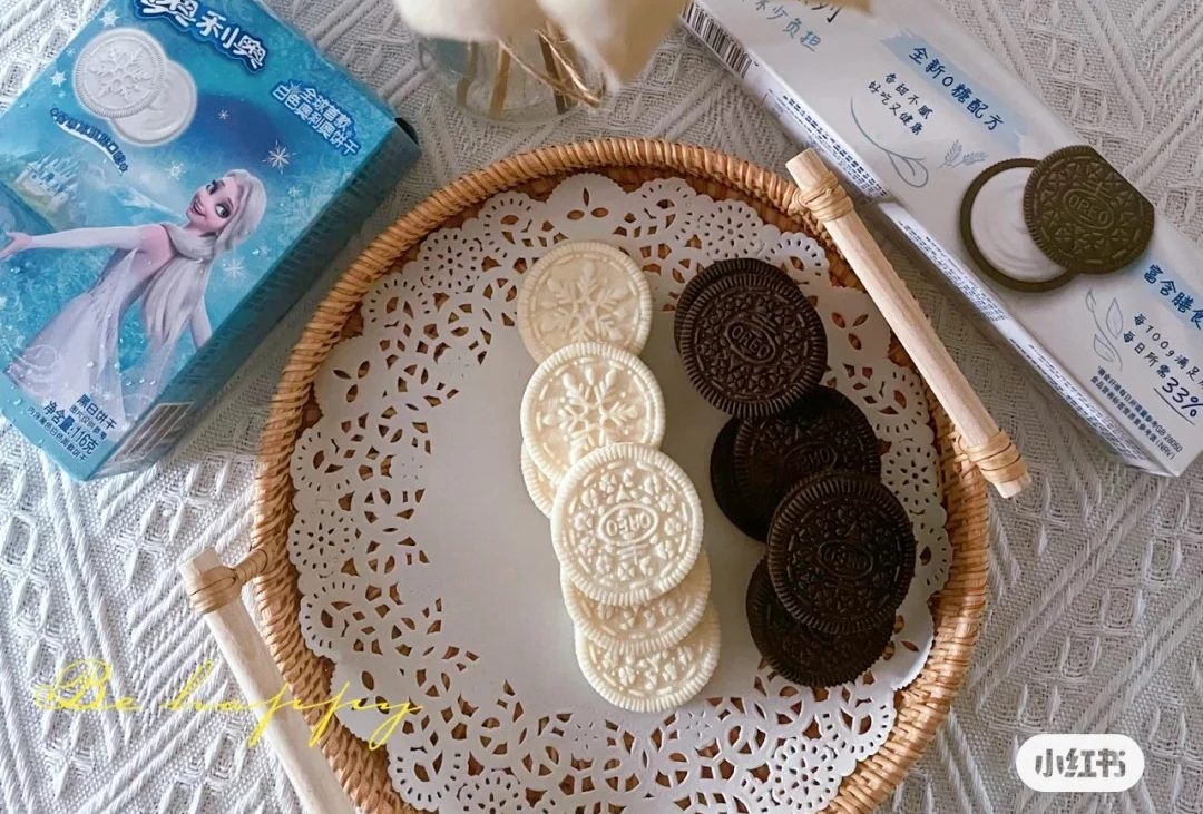 Oreo Trung Quốc tung phiên bản Frozen, fan của Elsa và Anna còn đợi gì mà không thử?