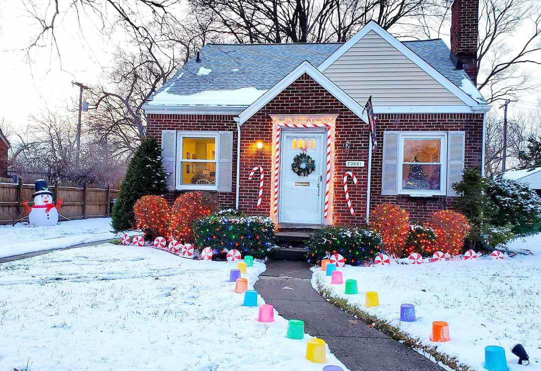 15 ý tưởng trang trí Giáng sinh ngoài trời kéo không khí lễ hội ấm cúng đến không gian sống