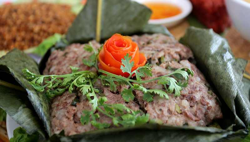 Nhứa pho, món thịt băm gói lá nướng mang đậm nét tinh túy của miền Tây Bắc