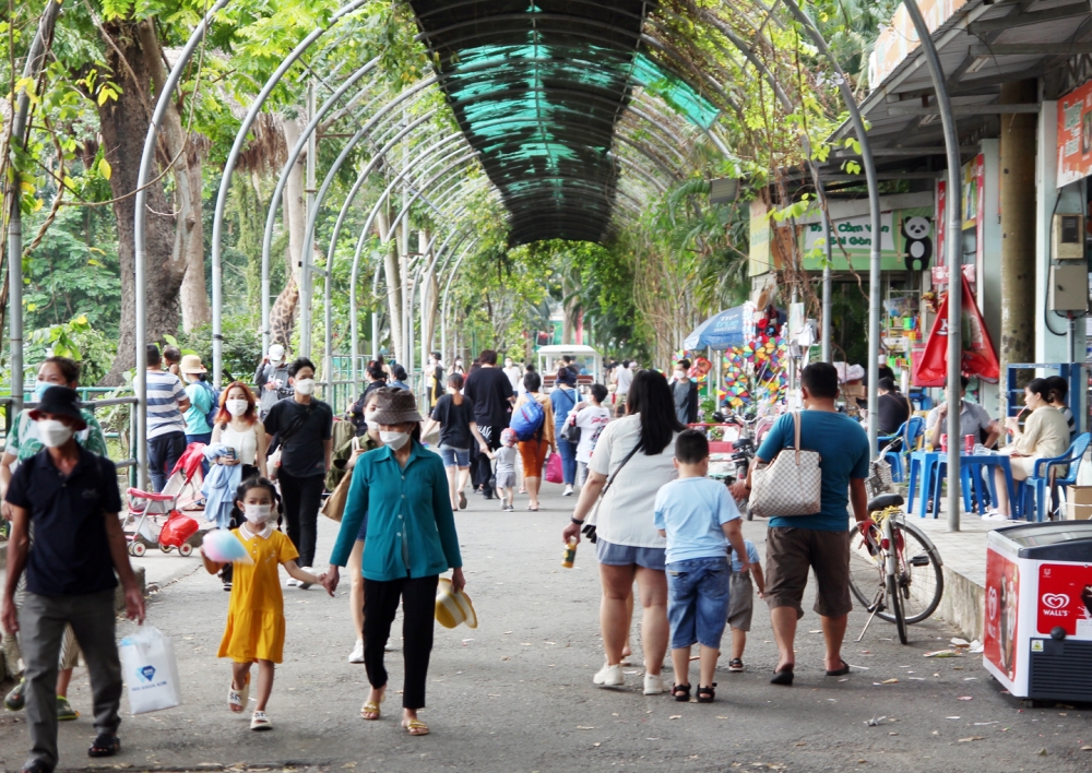 Dịch tại TP.HCM xuống cấp độ 1, trở thành vùng xanh sau 3 tháng mở cửa trở lại