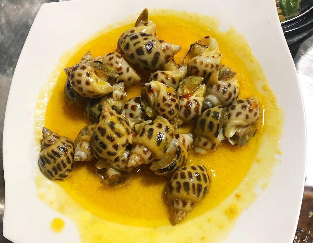 Cách làm ốc hương xào bơ tỏi ngon, ngậy như ngoài tiệm