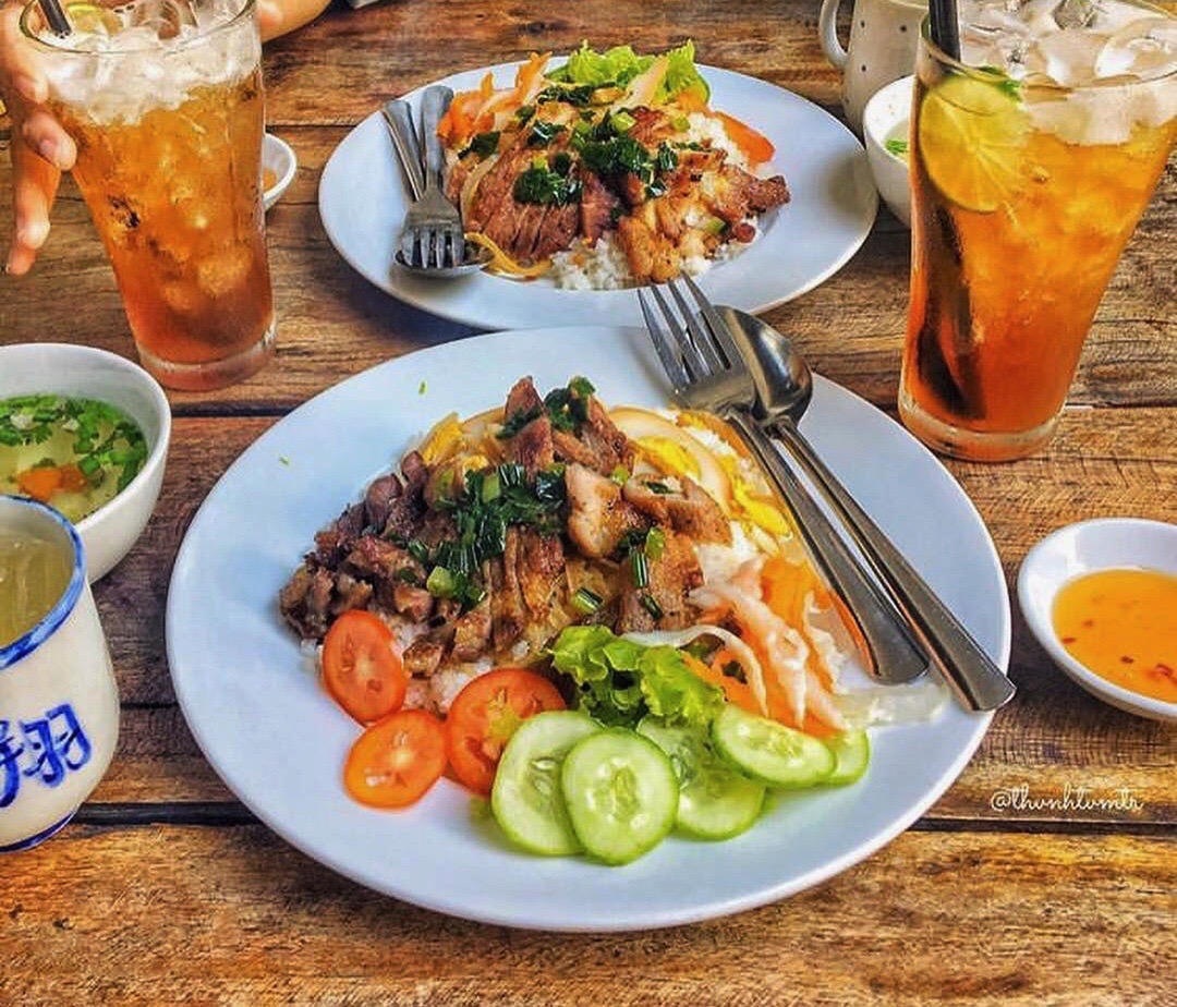 Cơm tấm Long Xuyên, tưởng bình thường mà ngon không tưởng của An Giang