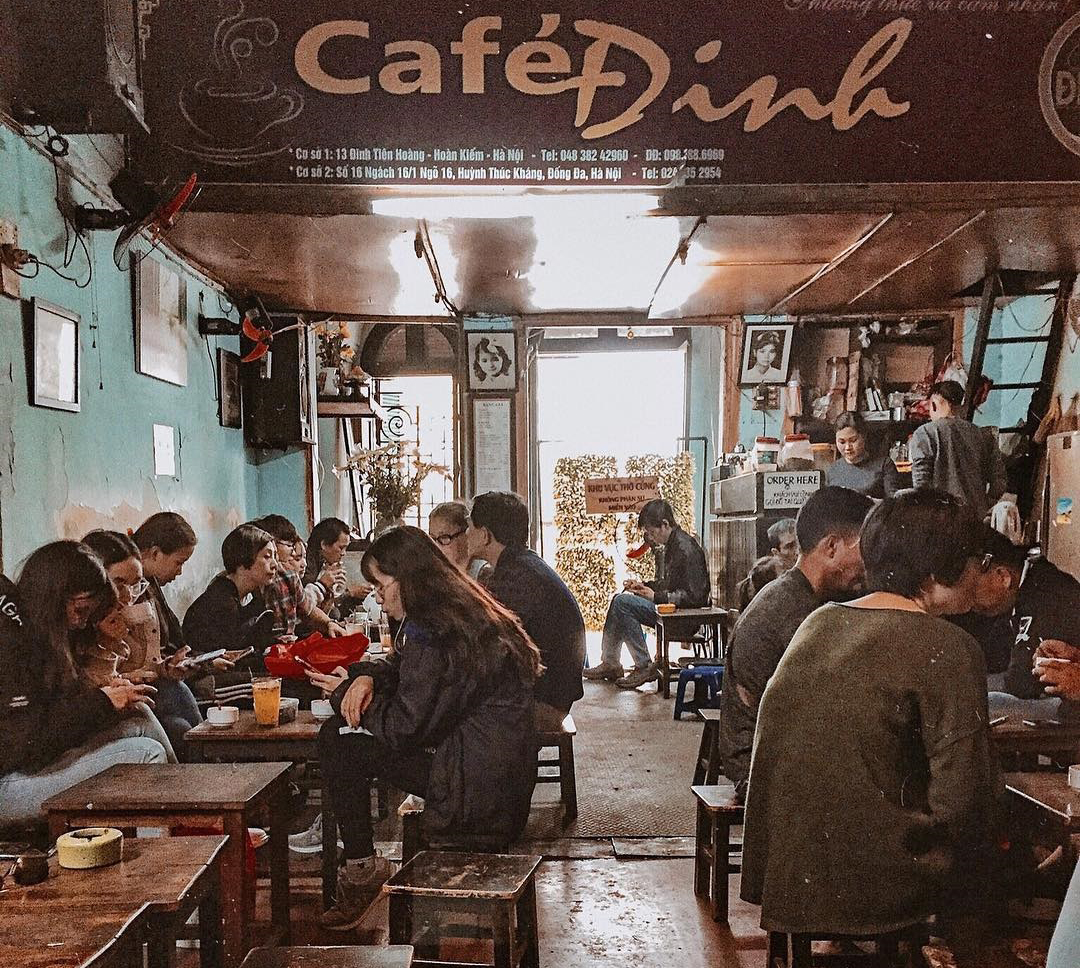 Café Đinh có gì đặc biệt mà John Legend chọn đến uống cà phê trong lần đầu đặt chân đến Việt Nam?