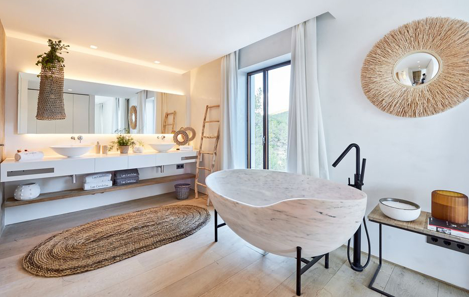 Chậu rửa mặt và bồn tắm bằng đá tự nhiên: 9 thiết kế mang lại vẻ ấn tượng cho phòng tắm