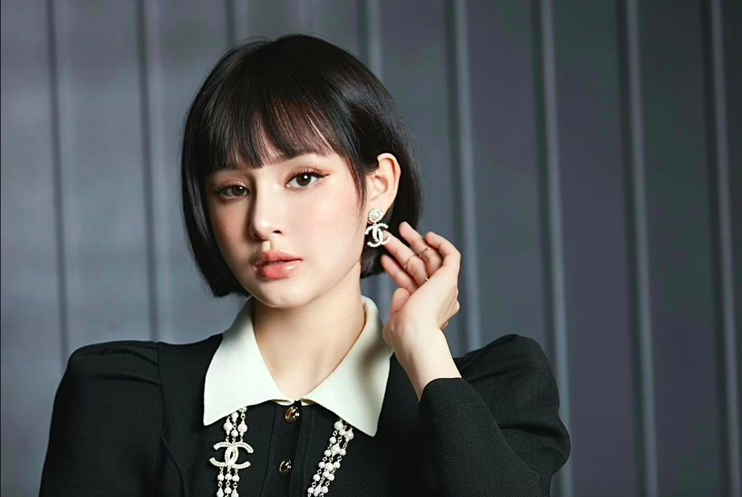 Hiền Hồ là ai? Tiểu sử nữ ca sĩ Genz nhiều đồ hiệu, thích chơi golf, dính nghi án "mượn chồng"