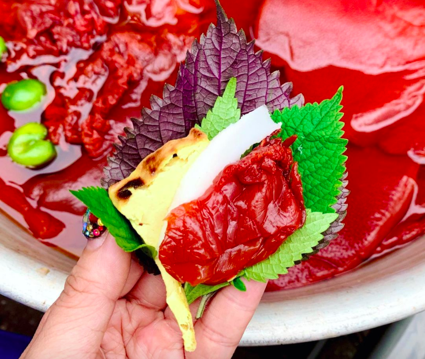 Sứa đỏ, món sashimi made in Việt Nam, tưởng không ngon mà ngon không tưởng