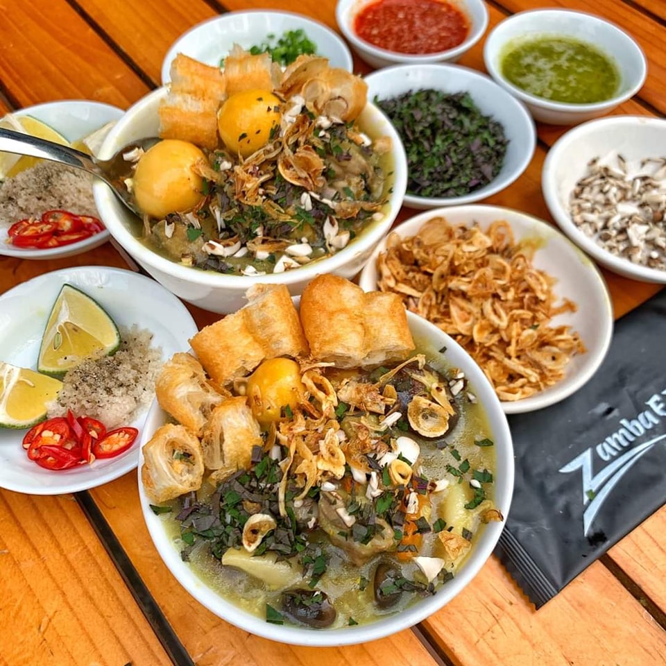 Cách nấu cháo chim bồ câu hạt sen ngon ngọt, bổ dưỡng và không bị tanh