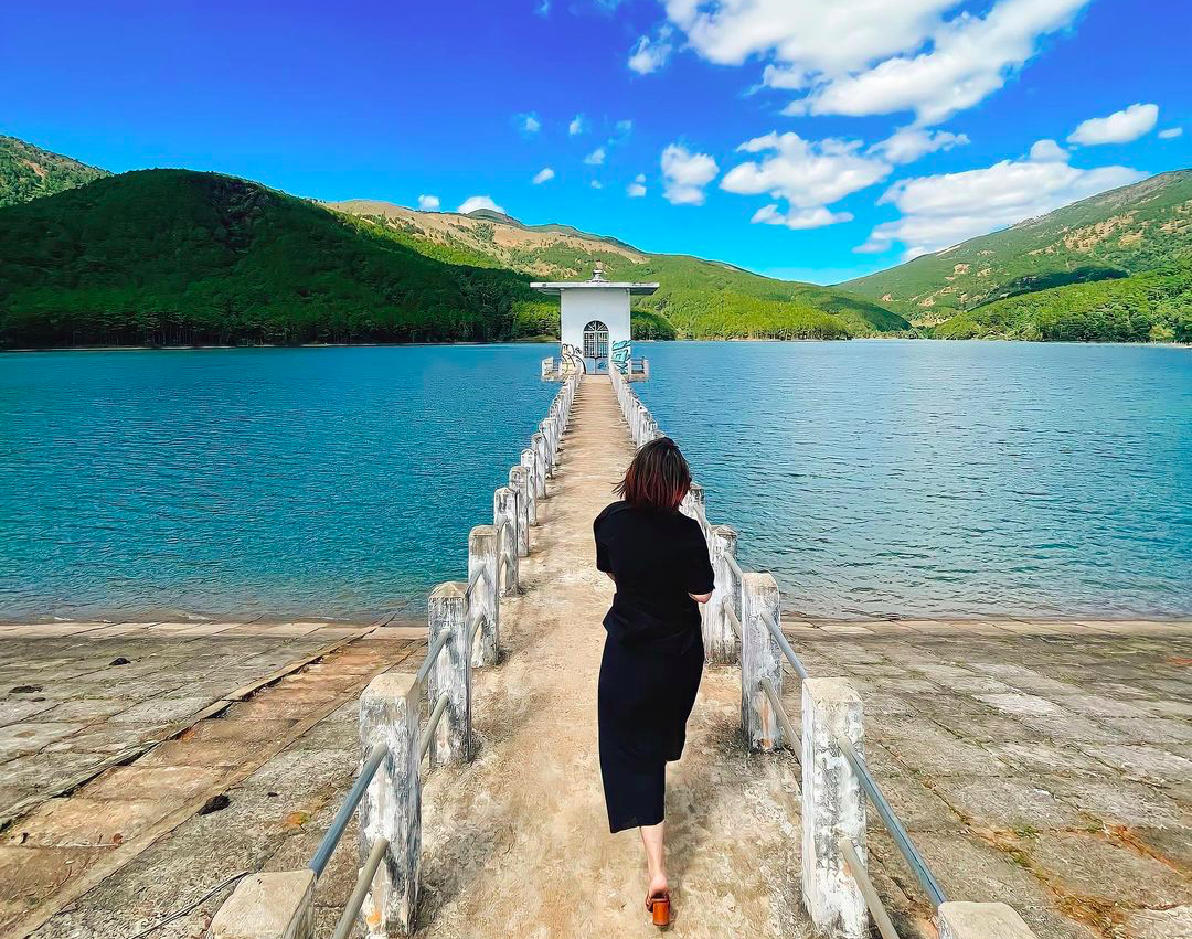 Đập Tân Sơn, chốn bình yên đẹp quanh năm của phố núi Pleiku nắng gió