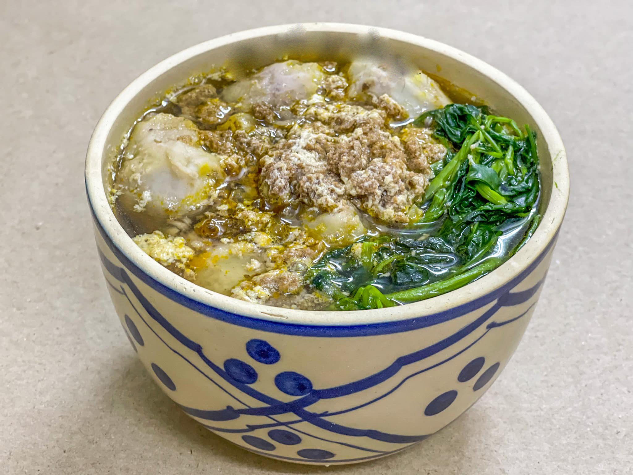 Cách nấu canh cua rau muống khoai sọ cả nhà đều gật gù khen ngon, rất hợp dịp hè