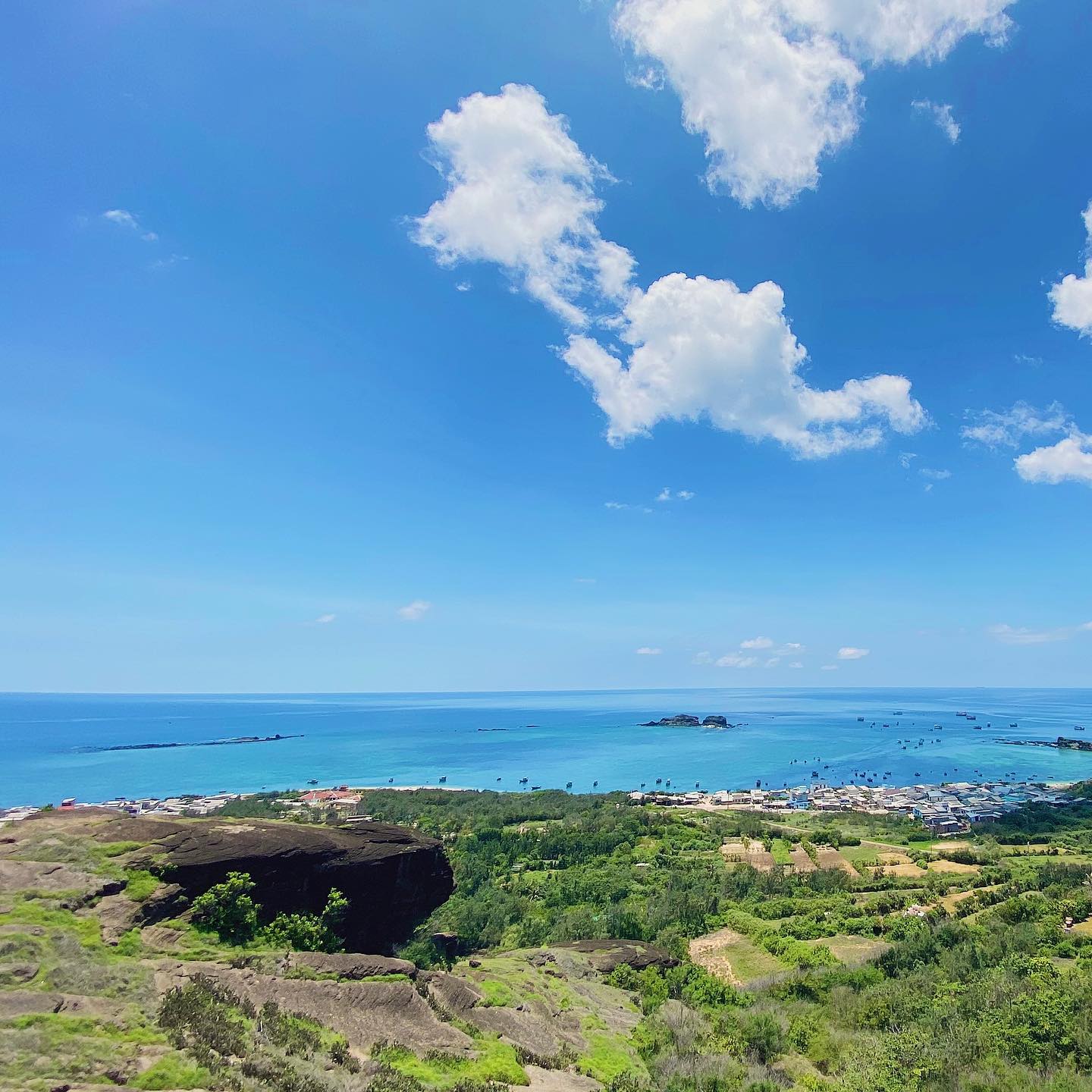 Cẩm nang du lịch Phú Quý, khám phá từ A đến Z “Hometown Cha Cha Cha” phiên bản Việt - Ảnh 1