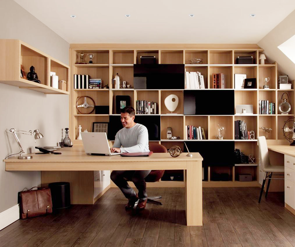 Muốn sự nghiệp thăng tiến, khi bố trí bàn làm việc hãy tuân thủ 5 yếu tố phong thủy này