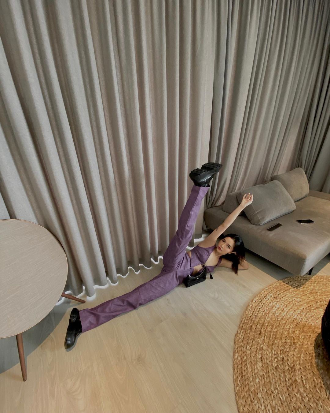 Bích Phương ở căn hộ cao cấp bậc nhất Sài thành, thiết kế đơn giản những vẫn có điểm cực trendy - Ảnh 5