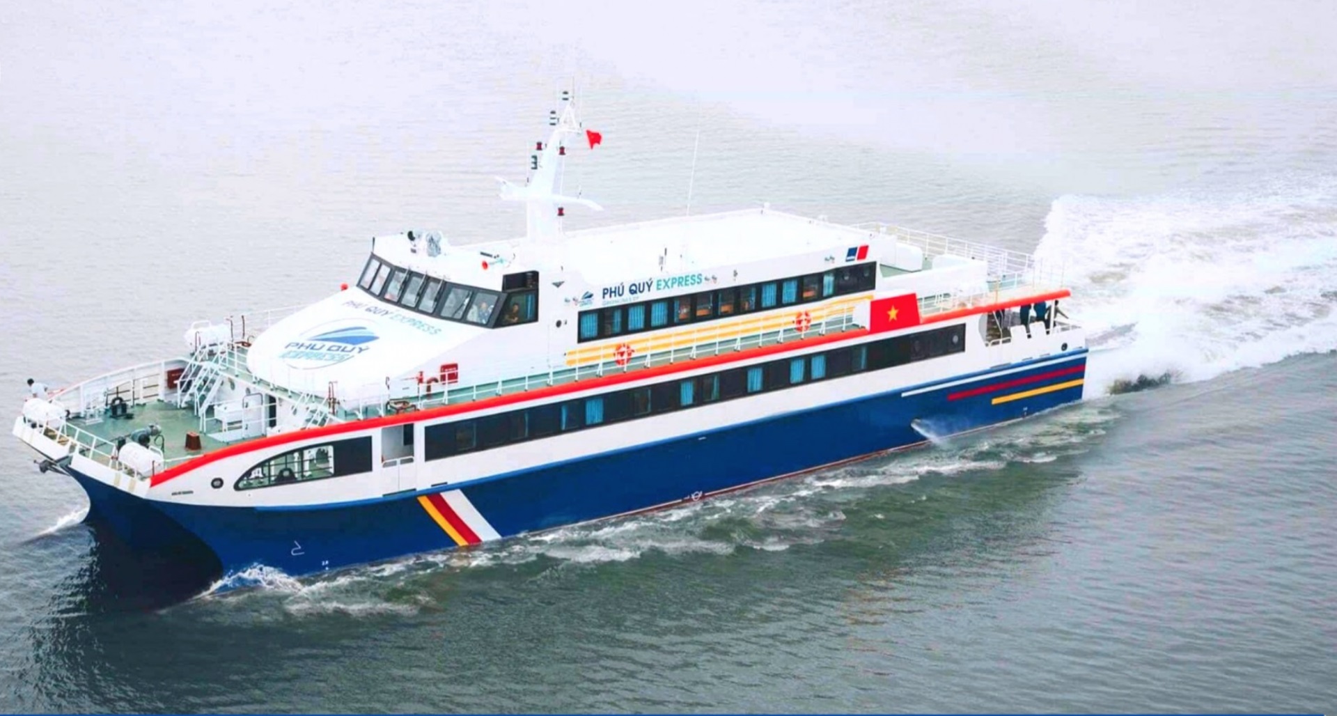 Cẩm nang du lịch Phú Quý, hòn đảo đẹp như mơ nhưng không dành cho người thích nhàn - Ảnh 1