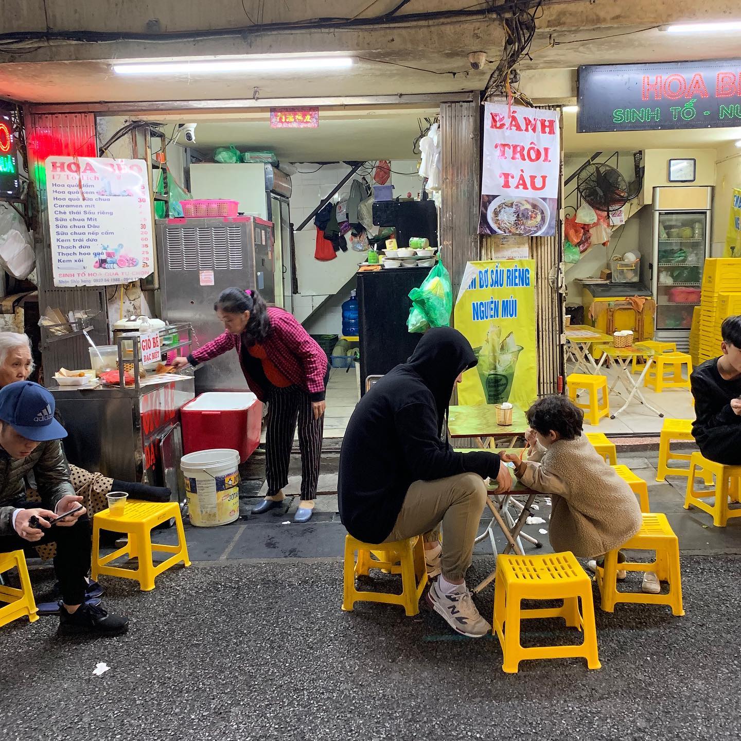 10 điều thú vị quanh Phố đi bộ - Ảnh 1