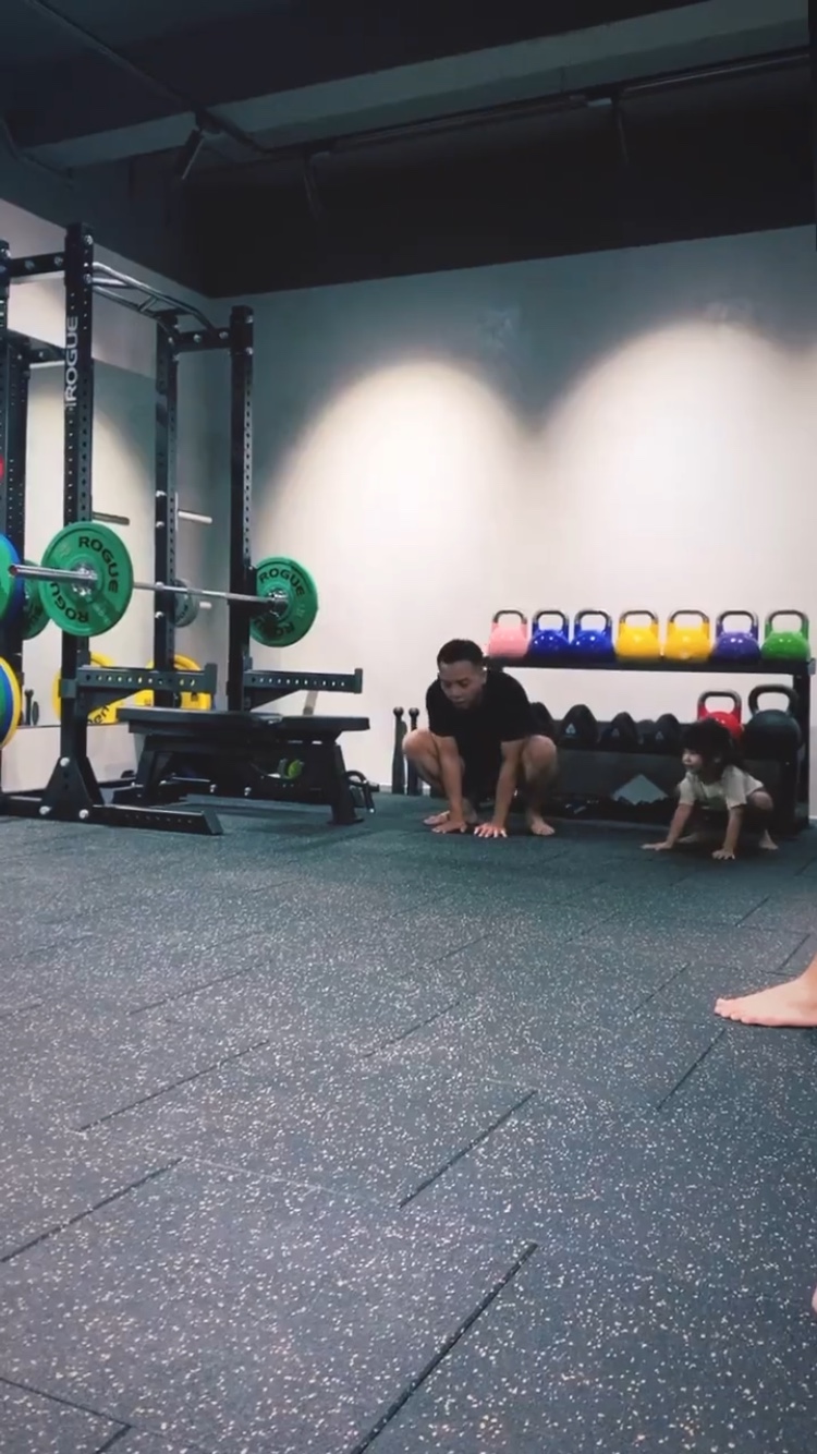 Biệt thự khủng của vợ chồng Tóc Tiên: không gian xanh đáng mơ ước, có cả studio lẫn phòng gym - Ảnh 7