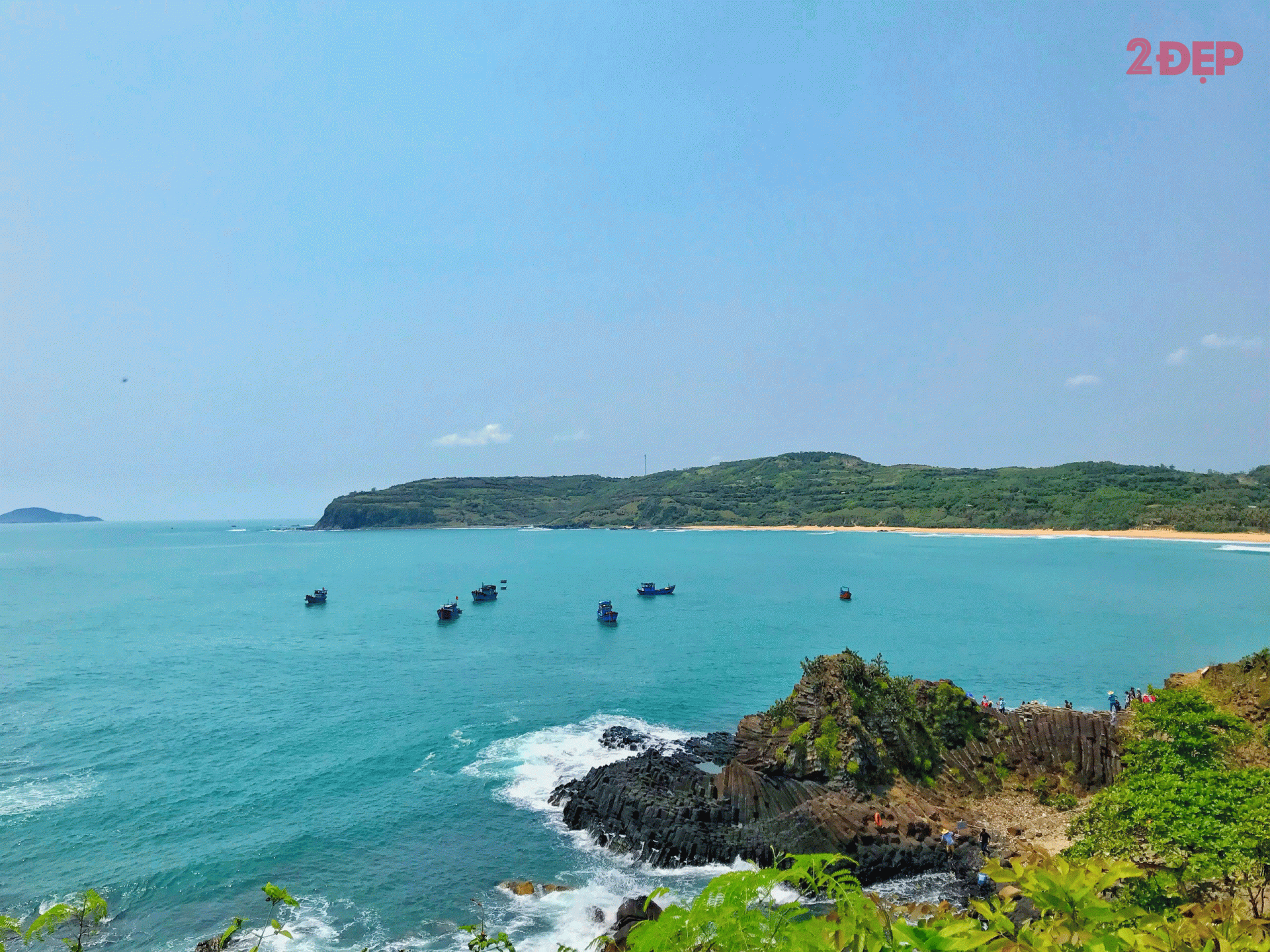 4 điểm du lịch hấp dẫn nhất Phú Yên, nếu không đặt chân đến thì tiếc hùi hụi - Ảnh 1