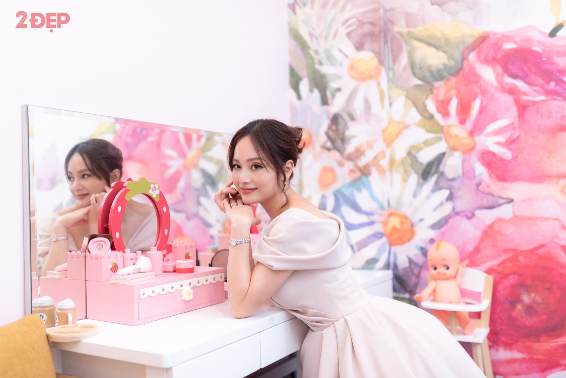 Diễn viên Lan Phương: Trong showbiz, cuộc sống của tôi rất khác với mọi người - Ảnh 1