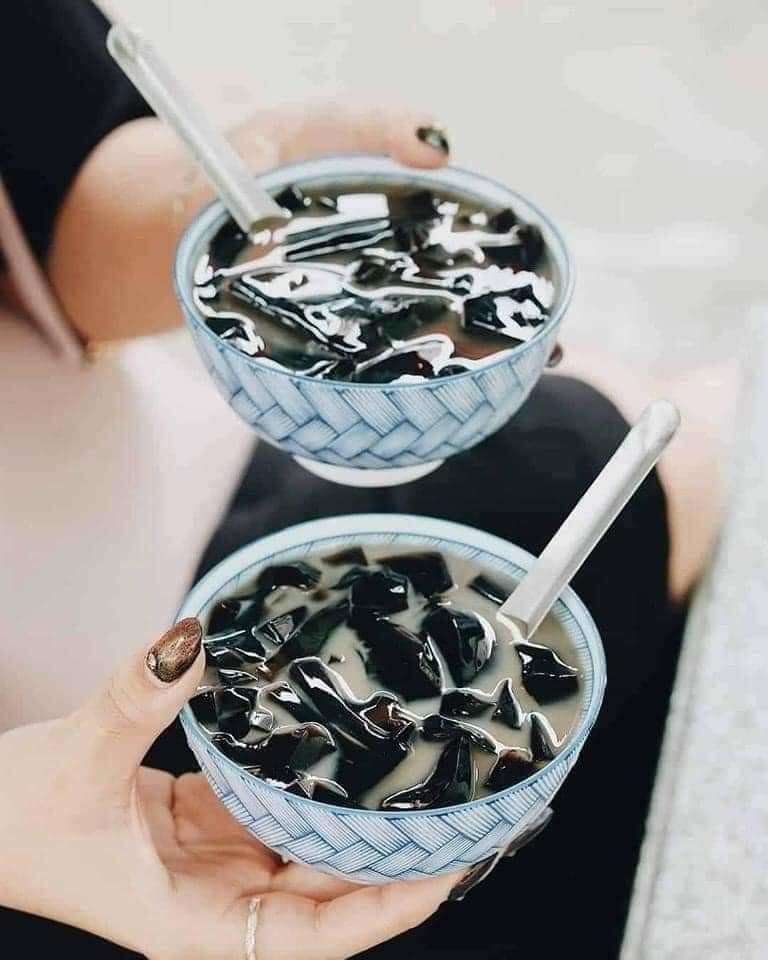 4 món đặc sản có màu đen, số 2 được nhiều người yêu thích mỗi dịp hè về - Ảnh 2