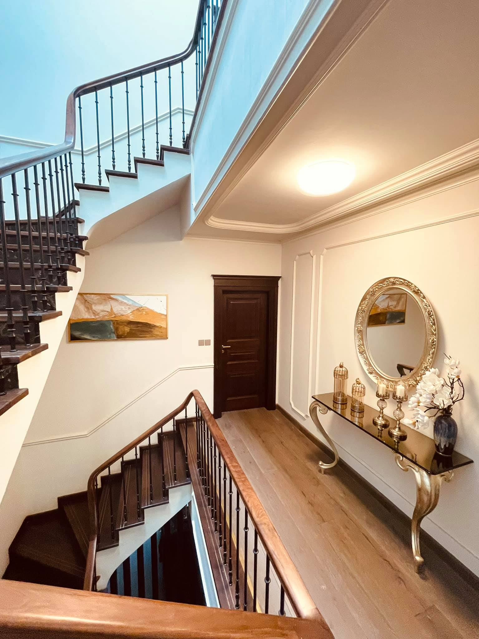 Biệt thự 2 triệu USD của Lã Thanh Huyền: Nội thất toàn đồ nhập khẩu, sang chảnh hết chỗ chê - Ảnh 6