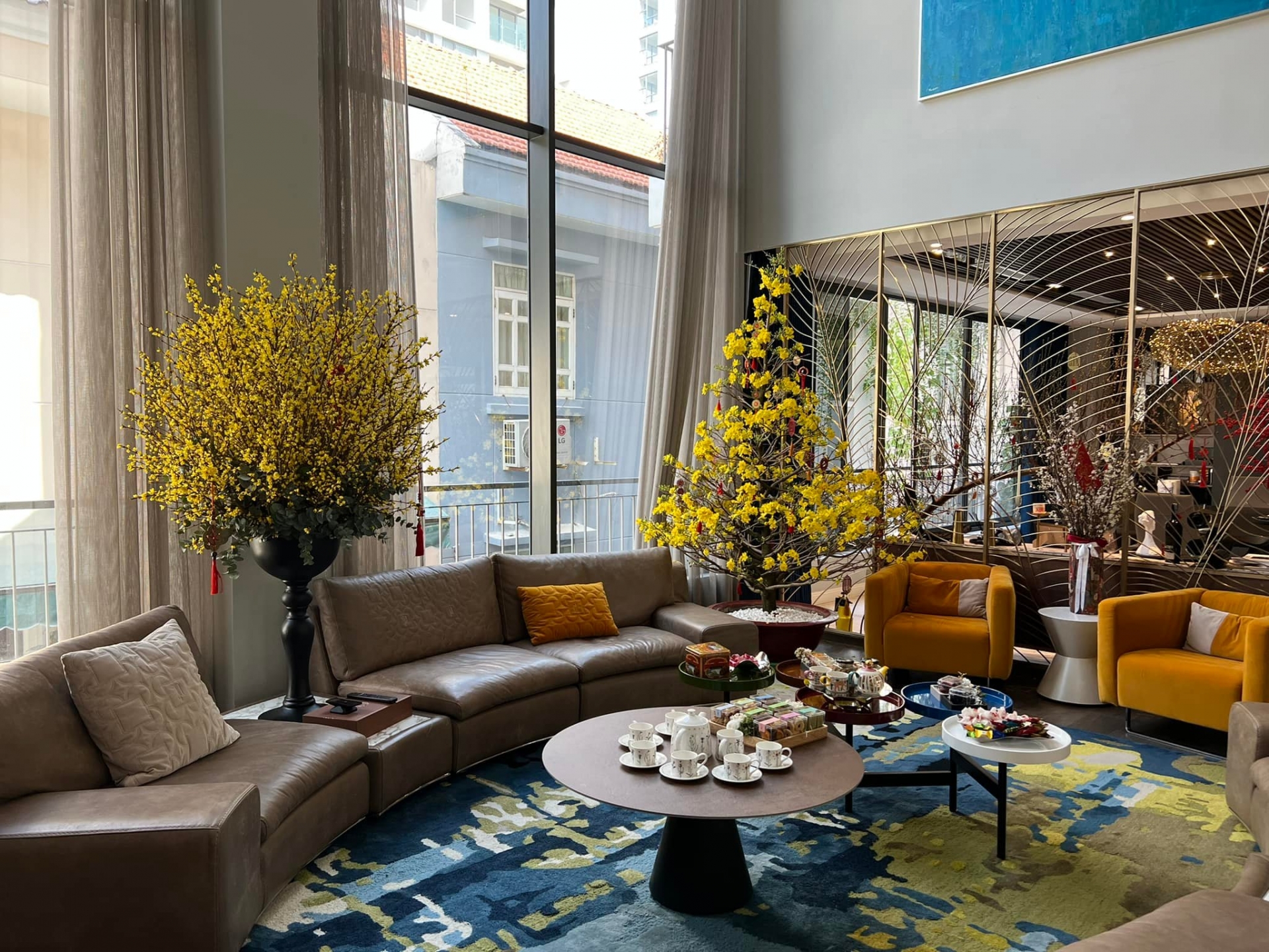 Soi dinh thự ở đất vàng quận 7: Toàn biệt thự vài chục đến trăm tỷ, choáng ngợp từ ngoài vào trong - Ảnh 3