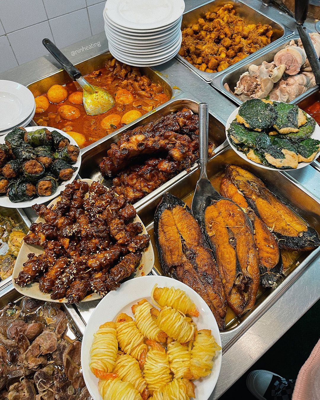nhà hàng quanh đây - Ảnh 1