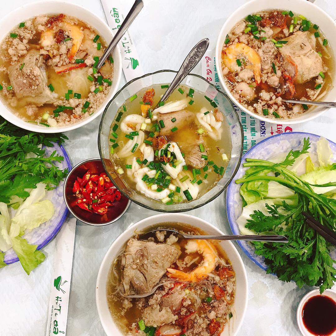 nhà hàng quanh đây - Ảnh 1