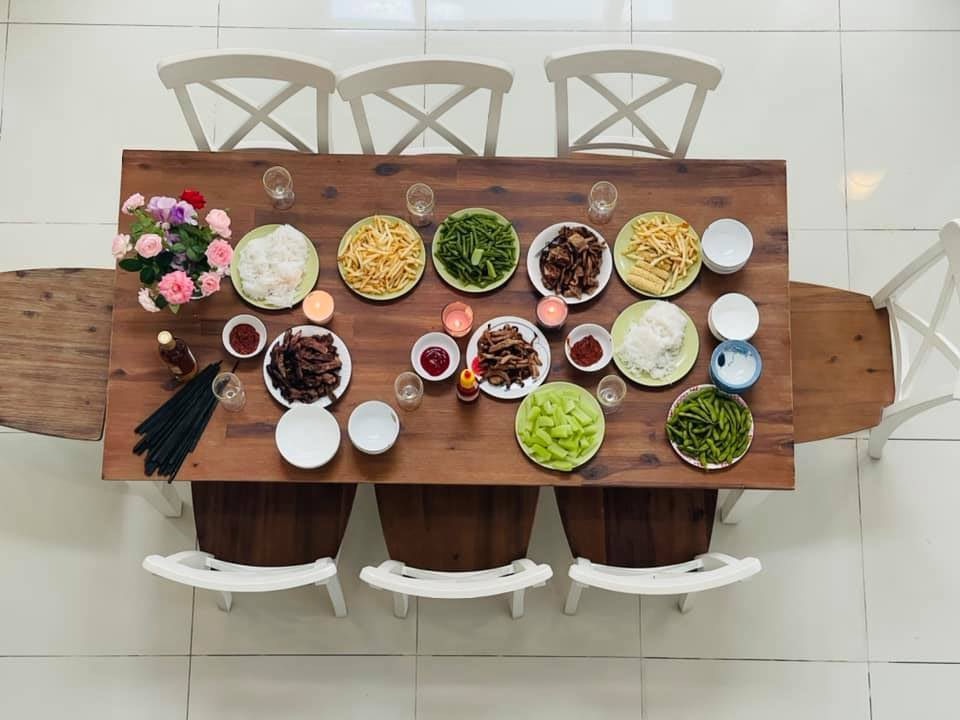 Đảm như vợ Shark Bình, nấu ăn ngon mà trang trí nhà cũng đẹp chẳng kém - Ảnh 1