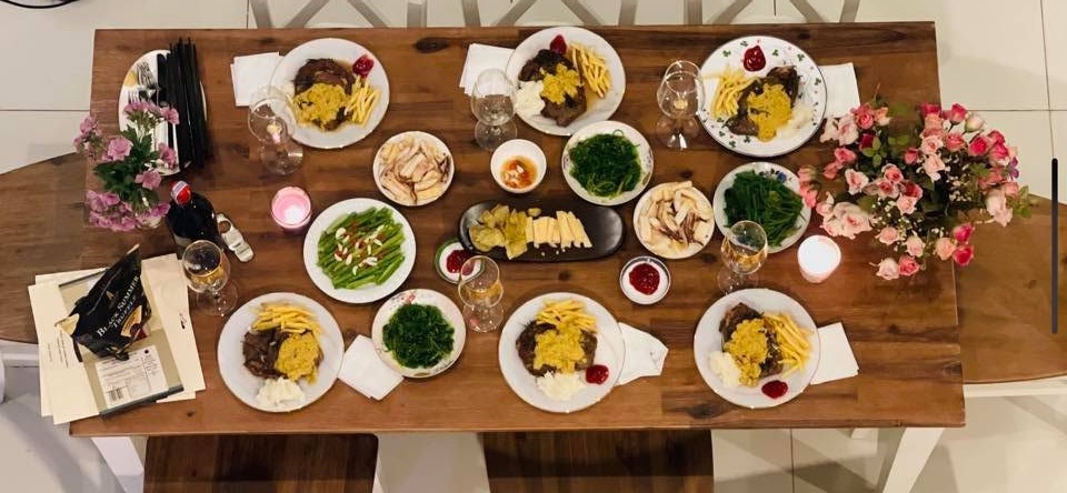 Đảm như vợ Shark Bình, nấu ăn ngon mà trang trí nhà cũng đẹp chẳng kém - Ảnh 1