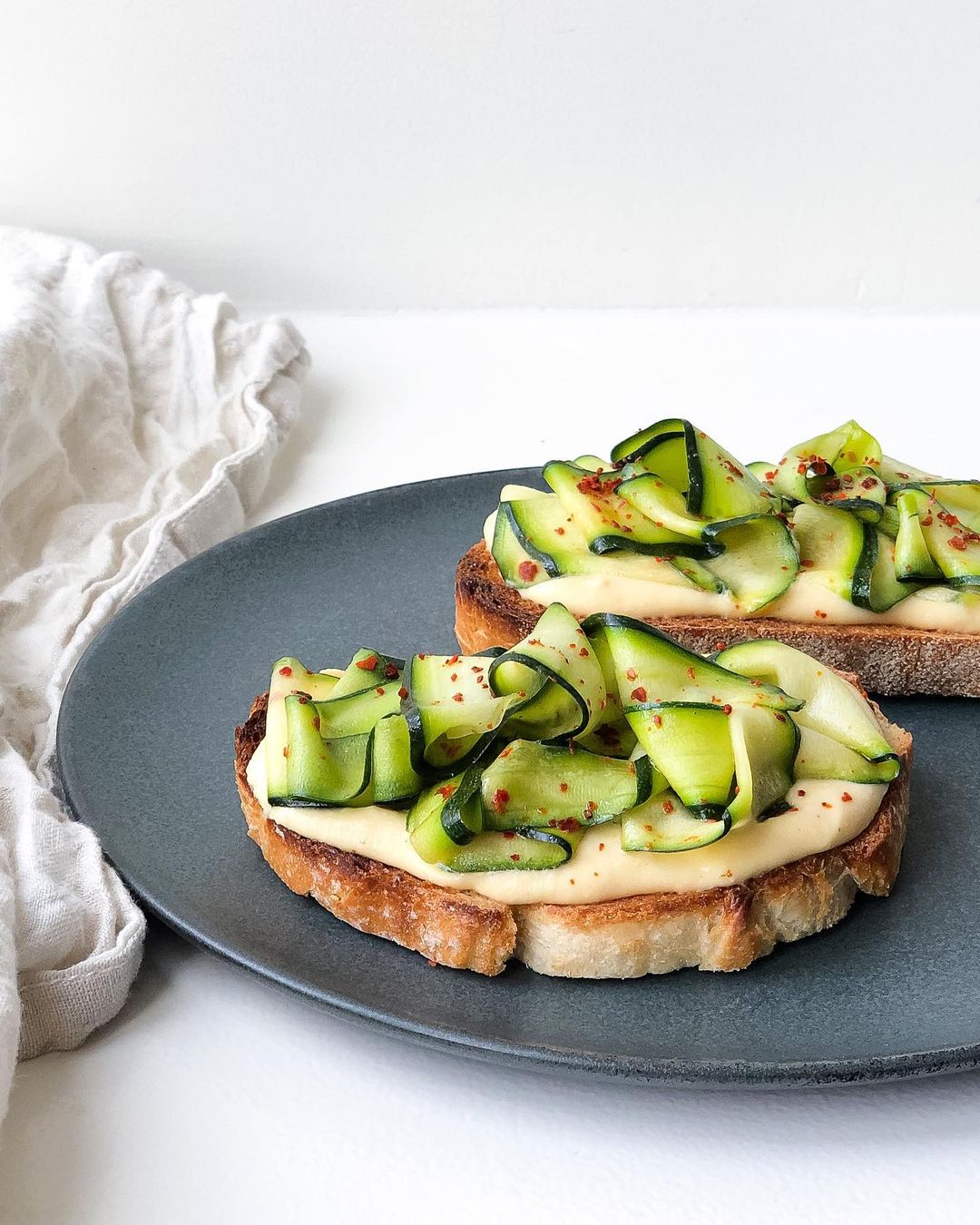 Đầu bếp Nguyễn Tuấn Dũng và mong muốn đằng sau việc mang chiếc Smørrebrød chuẩn Đan Mạch về Hà Nội - Ảnh 1