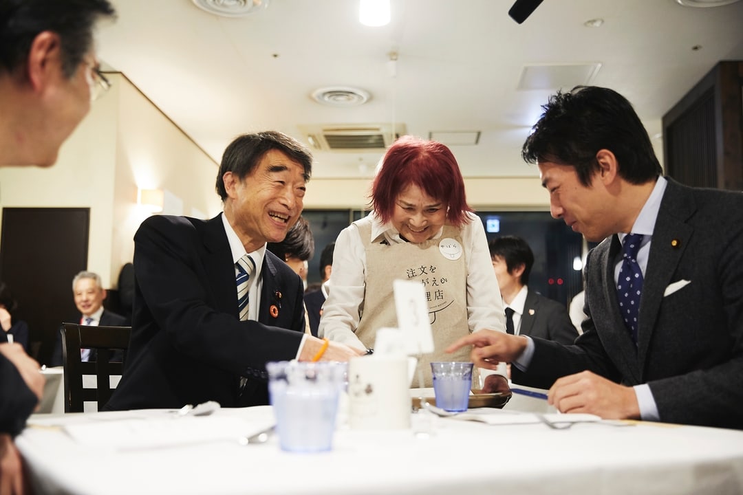 Nhà hàng gọi món nhận đồ một kiểu nhưng khách vẫn vui vẻ trả tiền - Ảnh 7