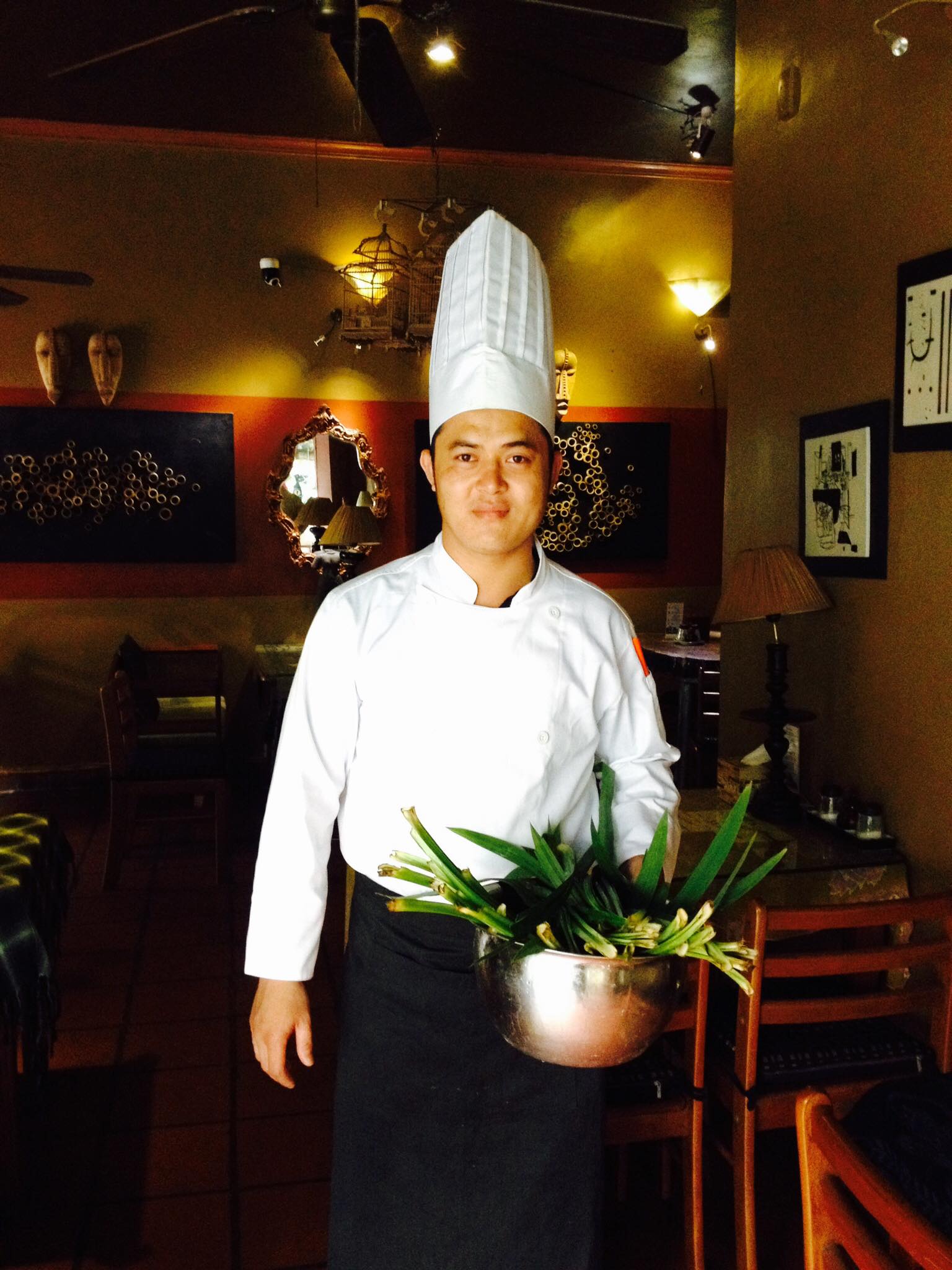 Đầu bếp Phạm Hoàng Việt - Thomas Việt