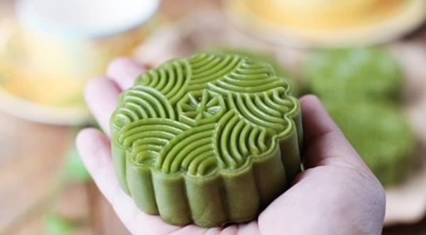 Bật mí cách làm bánh trung thu không cần lò nướng vẫn thơm ngon, hấp dẫn