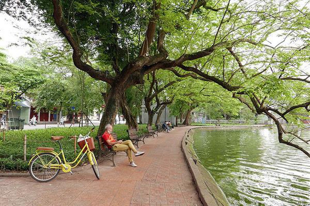 Thời tiết Hà Nội ngày 29/9: Hửng nắng, gió đông mát mẻ, đêm có mưa