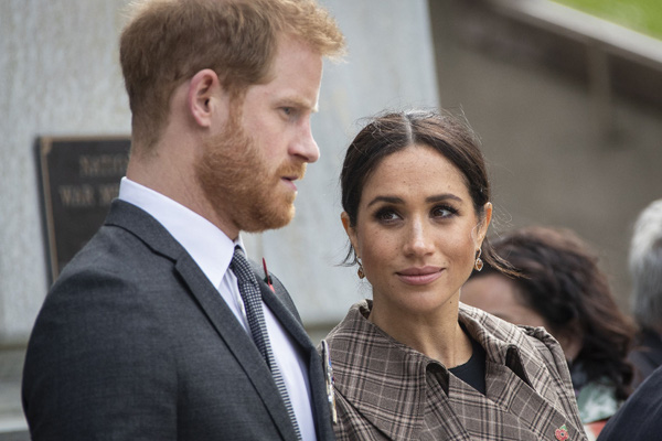 Vợ chồng Meghan bị chỉ trích vì làm chương trình thực tế trên Netflix