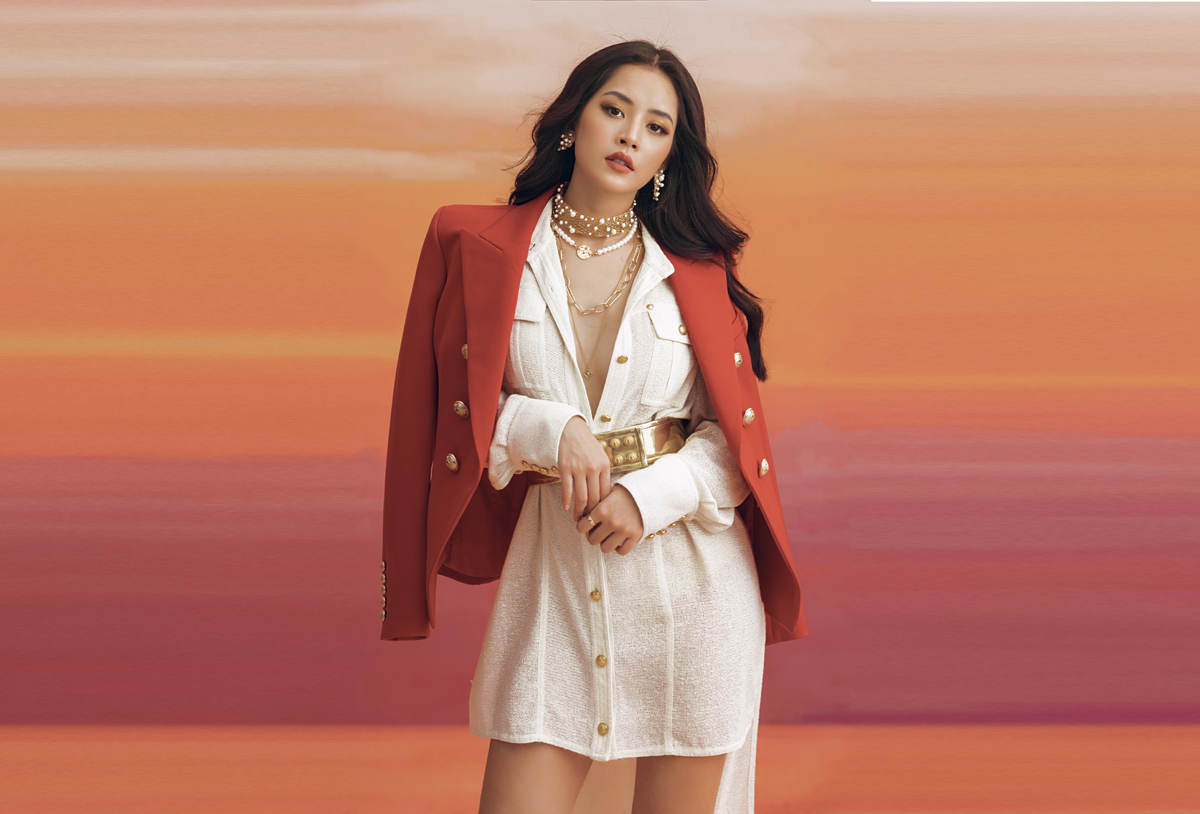 Nhìn lại nhan sắc Chi Pu sau 10 năm hoạt động nghệ thuật