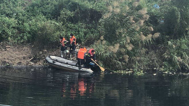 Đã tìm thấy thi thể nữ sinh HV Ngân hàng mất tích dưới sông Nhuệ.