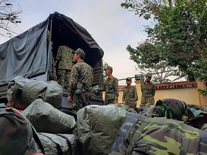 Sạt lở đất vùi lấp 53 người ở Quảng Nam: Đã tìm được 11 thi thể - Ảnh 1