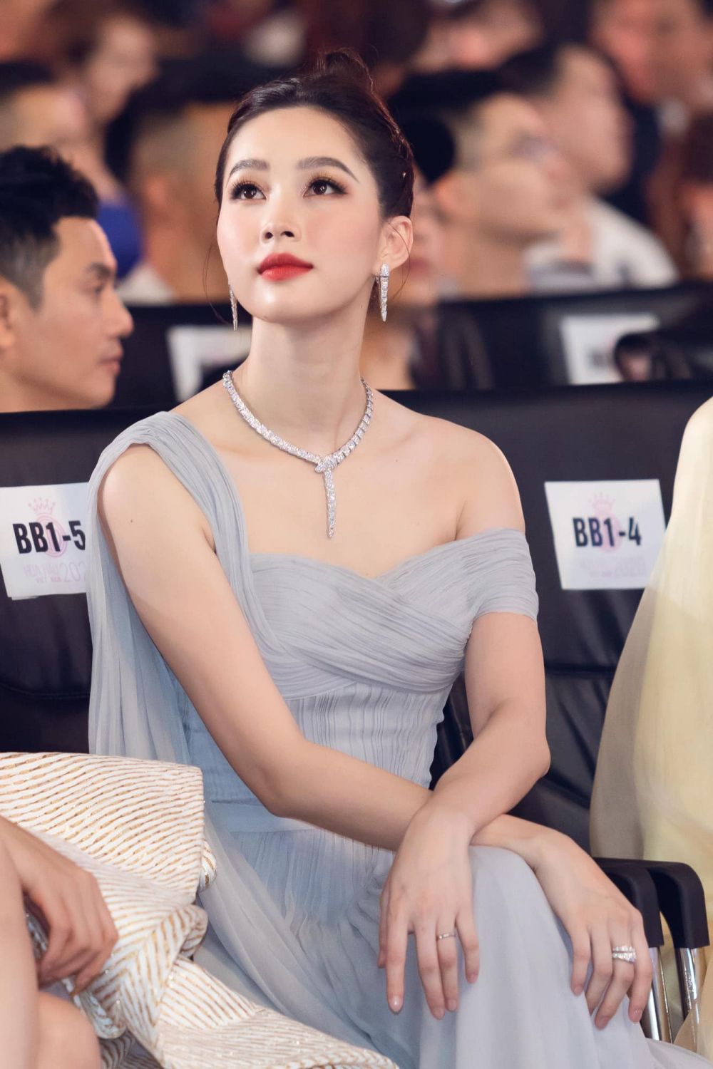 Bộ ba Hoa hậu Việt Nam 'học kém' - 'học dốt' - 'bỏ học' giờ ra sao? - Ảnh 1