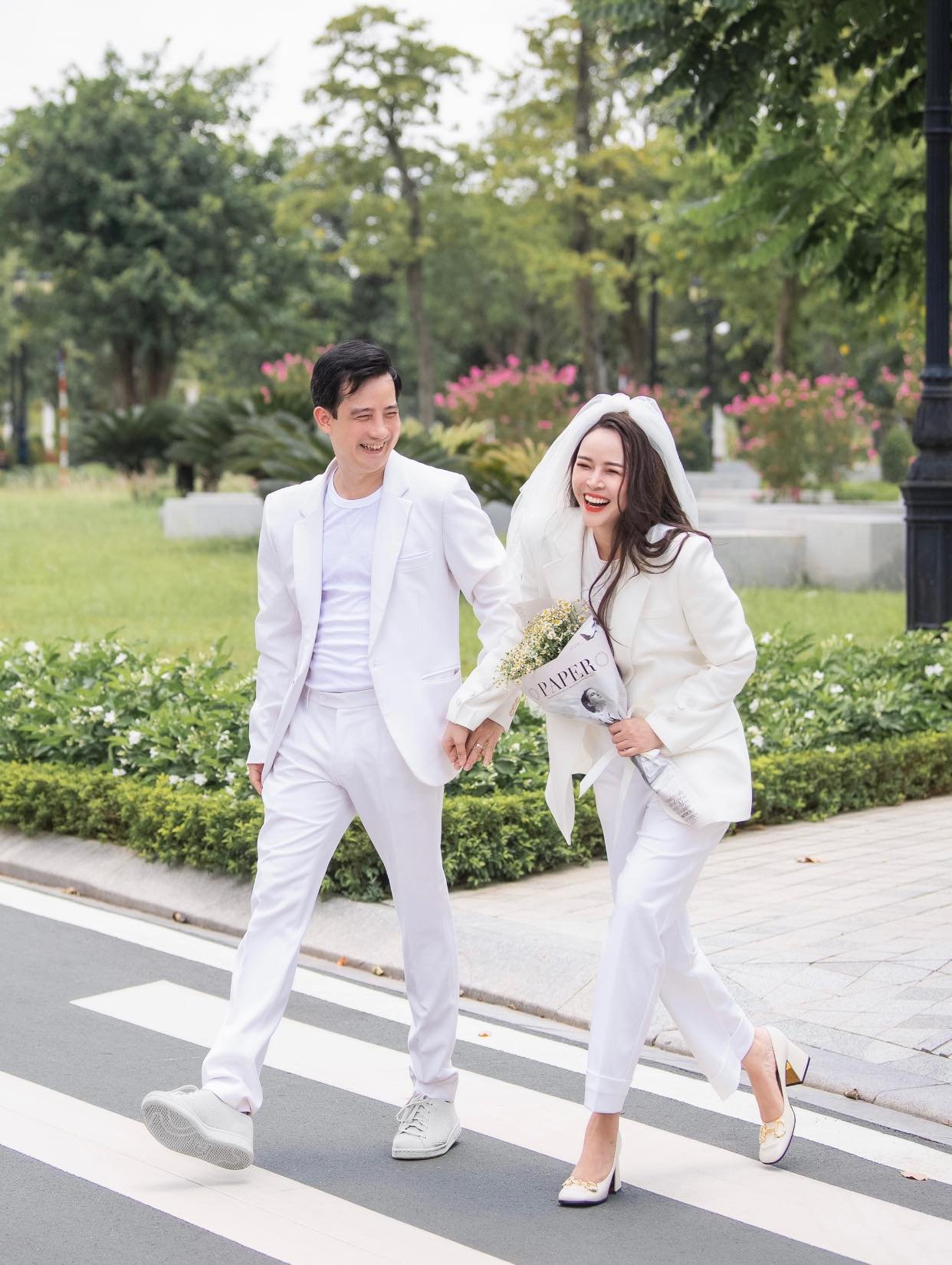 Diễm Hương tiết lộ hôn nhân lệch tuổi với Hồng Quang: Đẩy bất đồng cao trào nhưng ngắt trong 5 phút - Ảnh 2